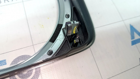 Накладка щитка приборов Mercedes W213 E 17-19 без проекции, царапины, сломаны крепления