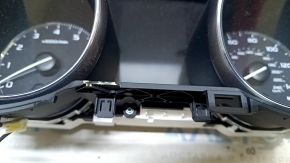 Щиток приборов Subaru Outback 15-19 сломано крепление