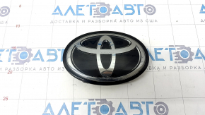 Емблема Toyota передня Toyota Camry v70 18-20 LE\XLE, під радар