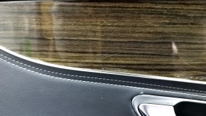 Обшивка дверей картка передня ліва Mercedes C-class W205 15-21 чорна шкіра, Luxury, вставка під дерево, Burmester, подряпини, під чистку