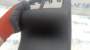 Накладка центральной консоли задняя Dodge Challenger 15-19 рест, черн, царапины