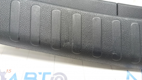 Накладка отвору багажника Honda CRV 17-22 чорна, подряпини