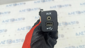 USB Hub, AUX Dodge Journey 11-