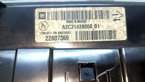 Щиток приладів Chevrolet Volt 11-15 подряпини, відламано фрагмент скла 