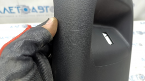 Накладка центральной консоли задняя Nissan Sentra 20- черная, под USB, царапины