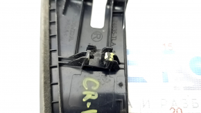 Накладка петлі двері багажника права Honda CRV 17-22 зламані кріплення, подряпини