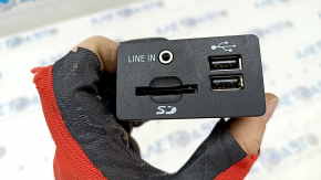 USB Hub, Aux Ford Edge 15-