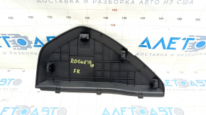 Накладка передньої панелі збоку права Nissan Rogue Sport 17-19 чорна