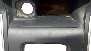 Накладка центральной консоли Nissan Sentra 16-19 черн с хромом, АКПП, царапины
