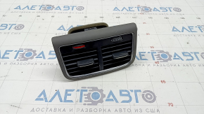Дефлектор повітроводу центральної консолі Audi Q5 8R 09-17 сірий, подряпини