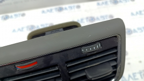 Дефлектор повітроводу центральної консолі Audi Q5 8R 09-17 сірий, подряпини