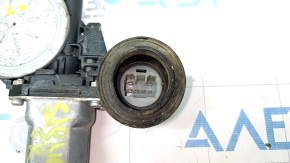 Мотор склопідйомника передній правий Toyota Sienna 04-10
