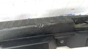 Накладка отвору багажника Ford Edge 15-чорна, подряпини, зламані кріплення