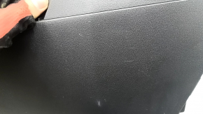 Накладка центральной консоли боковая левая  Mazda 6 13-15 черная, побелел пластик, царапины