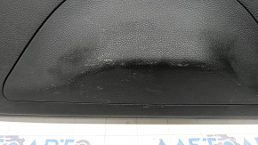 Обшивка двери багажника низ Jeep Grand Cherokee WK2 14-21 черн, затерта, царапины