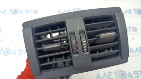 Дефлектор повітроводу центральної консолі BMW 3 F30 12-18 чорний, подряпини