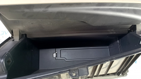 Перчаточный ящик, бардачок Toyota Camry v70 18- беж, царапины