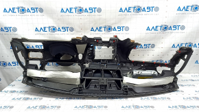 Торпедо передняя панель с AIRBAG BMW 4 F32/33/36 14-16 без проекции, черно-коричневая