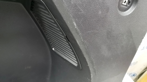 Обшивка арки правая VW Atlas 18- чёрная, царапины, потерта