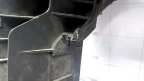 Телевизор панель радиатора VW Atlas 18- сломана направляйка