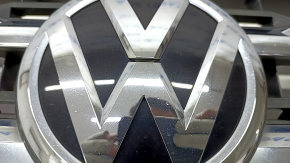 Грати радіатора grill VW Atlas 18-20 дорест з емблемою, під радар круїз, побілів пластик, пісок