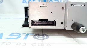 CD-changer Mazda 6 16-17 usa, подряпини