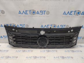 Грати радіатора grill зі значком VW Passat b7 12-15 USA пісок, подряпини