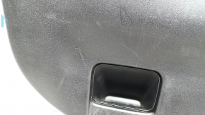 Обшивка дверей багажника нижня Toyota Prius 30 10-15 черн, подряпини