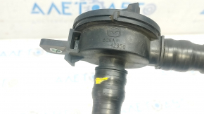 Датчик тиску паливної пари Mazda 3 19- 2.5 з клапаном і трубкою