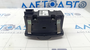 Управление фарами Ford Focus mk3 11-18 без птф, с автосветом, с кнопкой багажника