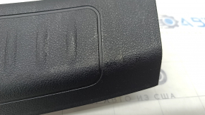 Накладка отвору багажника Infiniti QX50 19- чорна, подряпини