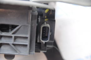 Жалюзі дефлектор радіатора Nissan Murano z52 15- з моторчиком, тріщина, зламане кріплення лопаті