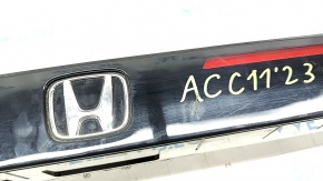 Ліхтар внутрішній кришка багажника Honda Accord 23- з емблемою, подряпини