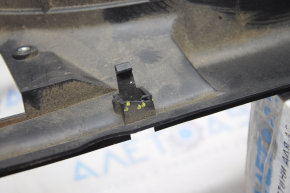 Дифузор кожух радіатора голий Lexus RX350 10-15 злам креп