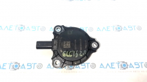 Электромагнитный клапан управления фазовращателей Mercedes GLC 16-19