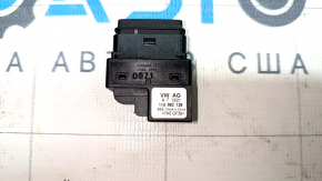 Кнопка центрального замка передня права Volkswagen ID.4 21-23