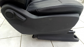 Пасажирське сидіння Chrysler Pacifica 17-20 з airbag, шкіра чорна, коричнева строчка, механічне, підігрів, подряпини на накладка