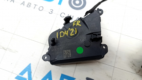 Кнопки керування на кермі Volkswagen ID.4 21-23