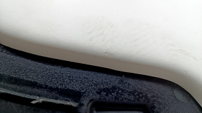 Накладка центральной стойки верхняя ремень правая Tesla Model S 21- черная, царапина на коже