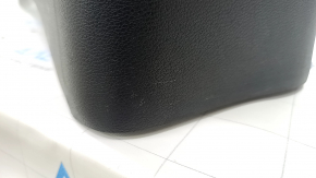Консоль центральная подлокотник и подстаканники Kia Forte 19-24 кожа черная, царапины