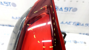 Фонарь внутренний крышка багажника правый Nissan Rogue 17- царапины