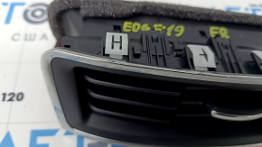 Дефлектор воздуховода передней панели центральный правый Ford Edge 15- черный с хромом, полез хром