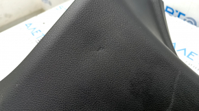 Обшивка двери багажника нижняя Nissan Rogue 14-20 черная, царапины, вмятины