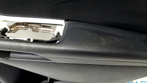 Обшивка двери карточка задняя правая Ford Edge 19-23 черная Titanium, вставка и подлокотник черная кожа, белая строчка, царапины, тычка, под химчистку