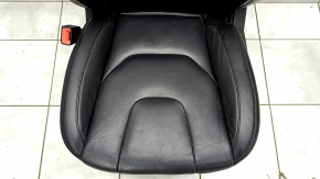 Водительское сидение Ford Edge 15- с airbag, электро, подогрев, кожа черная, Titanium, ржавое снизу, царапина, под чистку