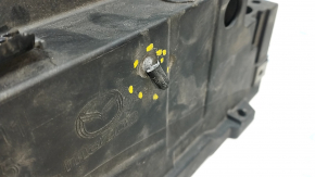 ТБ панель радіатора гола Mazda CX-30 20- зламана напрямна