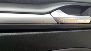 Обшивка двери карточка передняя левая Ford Fusion mk5 17-20 titanium, кожа черн, с подстветкой, трещины на молдинге, вмятины на коже