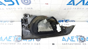 Фонарь внутренний крышка багажника правый Lexus CT200h 11-13 царапины
