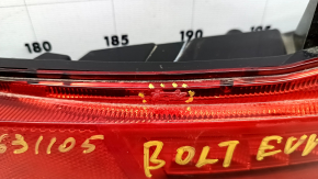 Ліхтар заднього бампера правий Chevrolet Bolt EUV 22-23 зламана напрямна