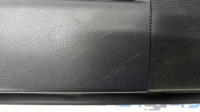 Обшивка двери карточка передняя левая Lexus CT200h 11-17 черная кожа, царапины